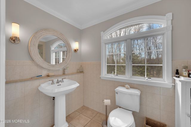 20 Princeton Drive, Manalapan, NJ 07726