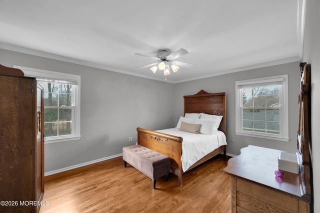 20 Princeton Drive, Manalapan, NJ 07726