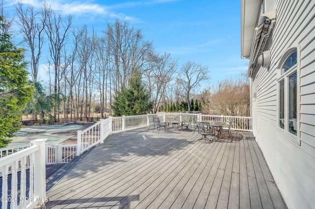 20 Princeton Drive, Manalapan, NJ 07726
