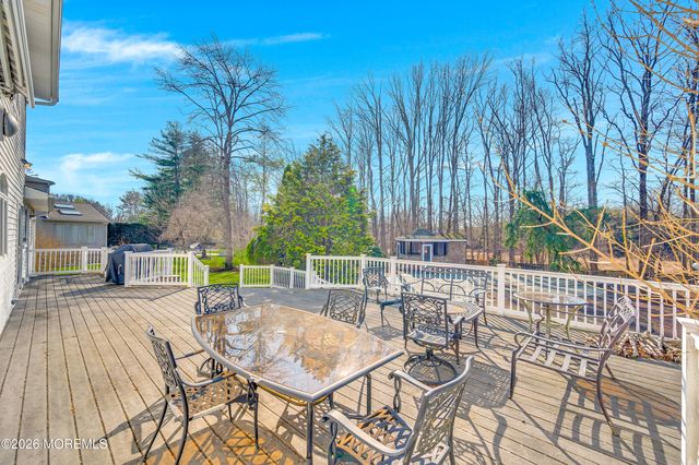 20 Princeton Drive, Manalapan, NJ 07726