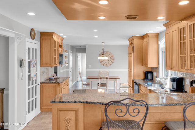 20 Princeton Drive, Manalapan, NJ 07726