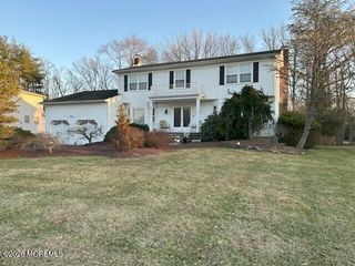 20 Princeton Drive, Manalapan, NJ 07726
