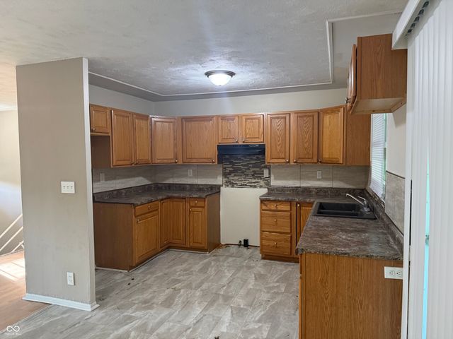 3829 Alsace Place, Indianapolis, IN 46226