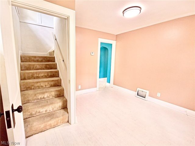 664 Tenney Avenue, Campbell, OH 44405