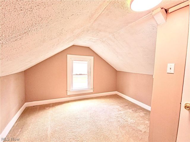 664 Tenney Avenue, Campbell, OH 44405