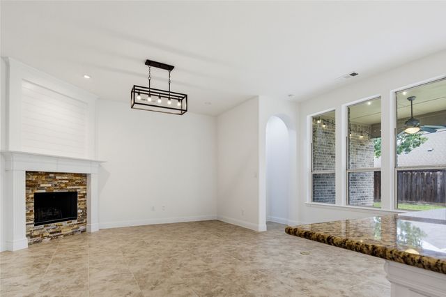 8272 Haltered Horse Lane, Frisco, TX 75036