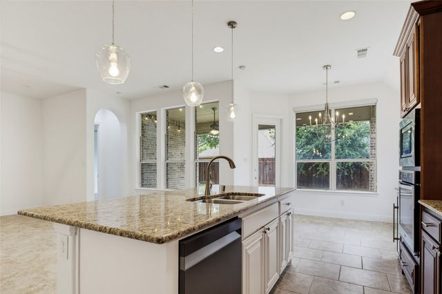 8272 Haltered Horse Lane, Frisco, TX 75036
