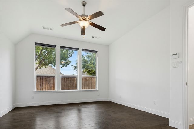 8272 Haltered Horse Lane, Frisco, TX 75036