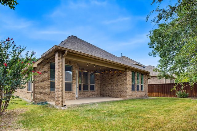 8272 Haltered Horse Lane, Frisco, TX 75036