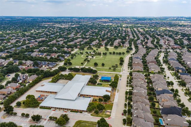 8272 Haltered Horse Lane, Frisco, TX 75036