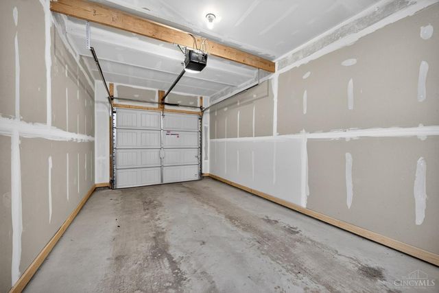 405 Bethpage Way, Turtle Creek Twp, OH 45036
