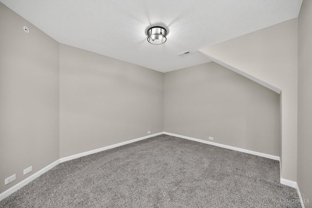 405 Bethpage Way, Turtle Creek Twp, OH 45036