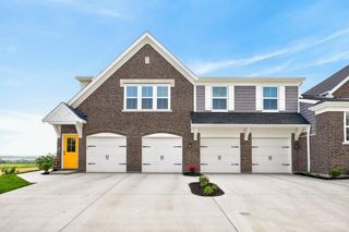 405 Bethpage Way, Turtle Creek Twp, OH 45036