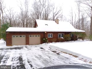 8135 COVERED BRIDGE RD, Quakertown, PA 18951