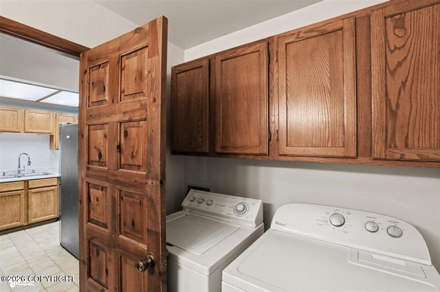 2620 W 72nd Avenue, Anchorage, AK 99502
