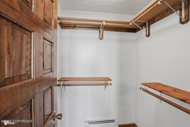 2620 W 72nd Avenue, Anchorage, AK 99502