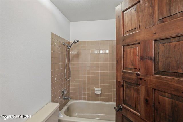 2620 W 72nd Avenue, Anchorage, AK 99502