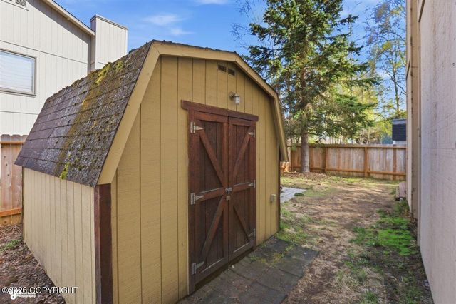 2620 W 72nd Avenue, Anchorage, AK 99502
