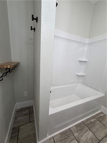 450 Magnolia Road, Mobile, AL 36606