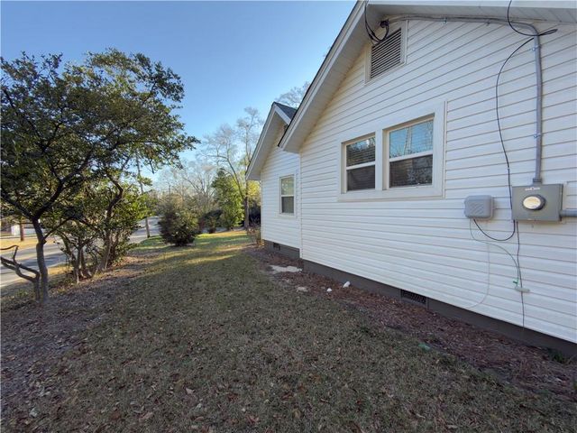 450 Magnolia Road, Mobile, AL 36606