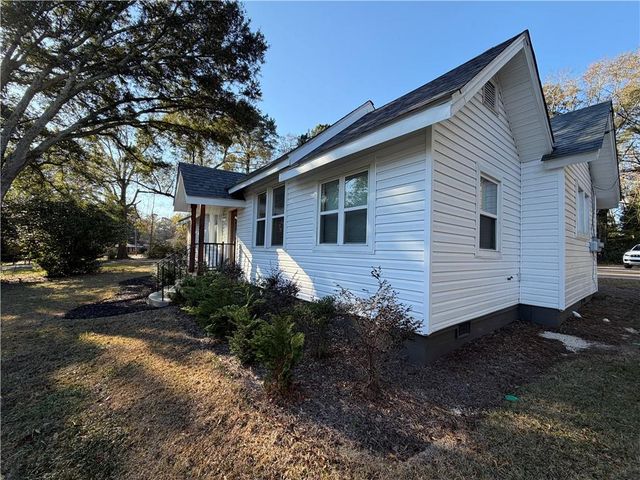 450 Magnolia Road, Mobile, AL 36606