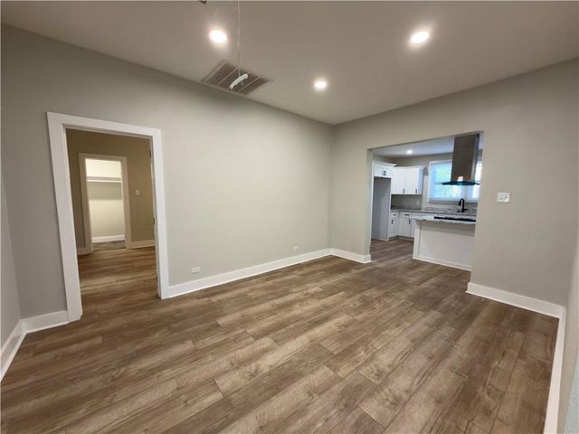 450 Magnolia Road, Mobile, AL 36606