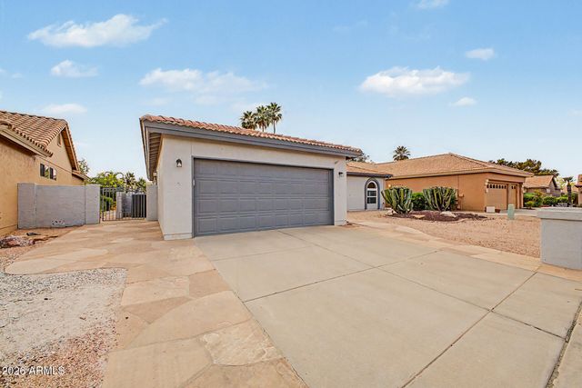 10819 E TWILIGHT Drive, Sun Lakes, AZ 85248