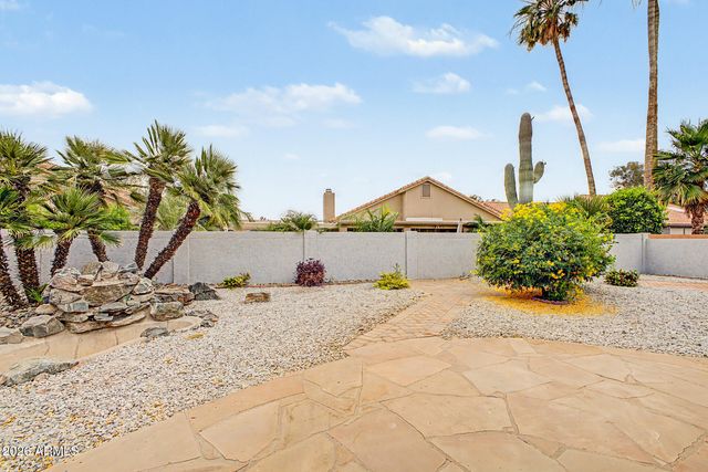 10819 E TWILIGHT Drive, Sun Lakes, AZ 85248