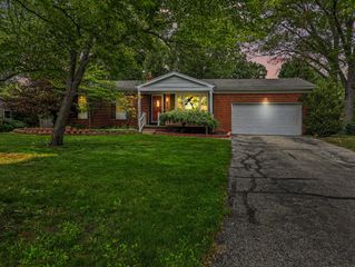 1184 Oakmont Drive, Bedford Twp, MI 48182