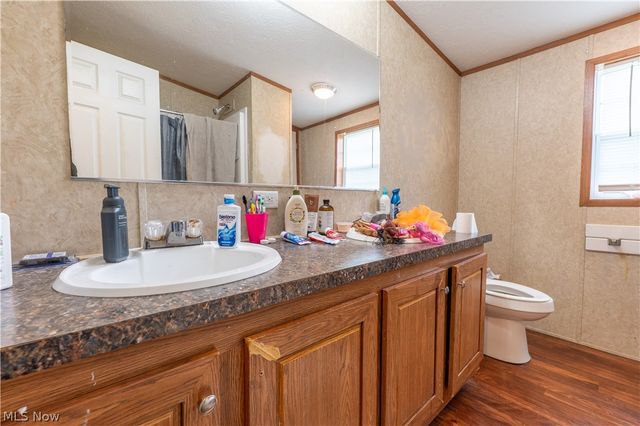 2195 James Street SE, New Philadelphia, OH 44663