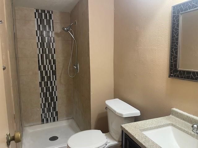 6989 Chasewood Drive, Houston, TX 77489