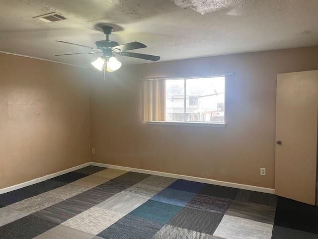 6989 Chasewood Drive, Houston, TX 77489