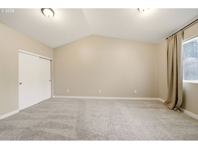 622 Nw HILL St, Camas, WA 98607