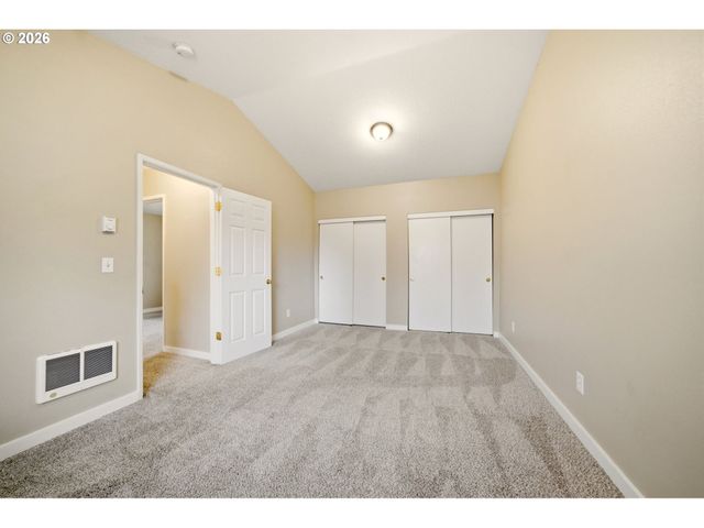 622 Nw HILL St, Camas, WA 98607