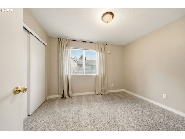 622 Nw HILL St, Camas, WA 98607