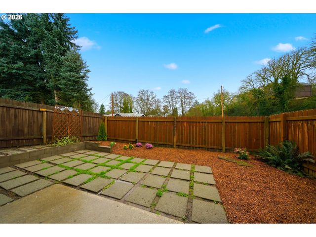 622 Nw HILL St, Camas, WA 98607