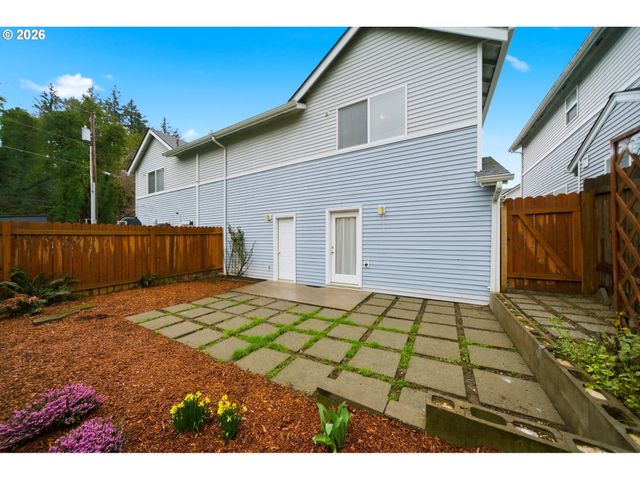 622 Nw HILL St, Camas, WA 98607