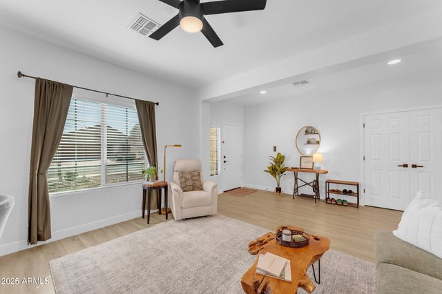 10938 E SOMBRA Circle, Mesa, AZ 85212