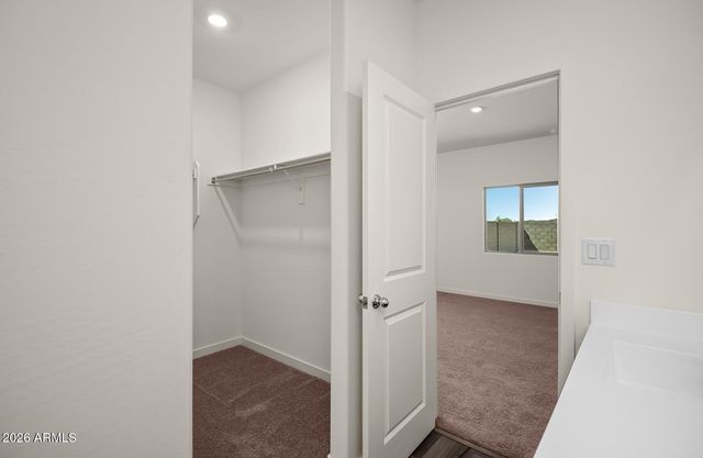 633 W RED HAWK Court, Casa Grande, AZ 85122