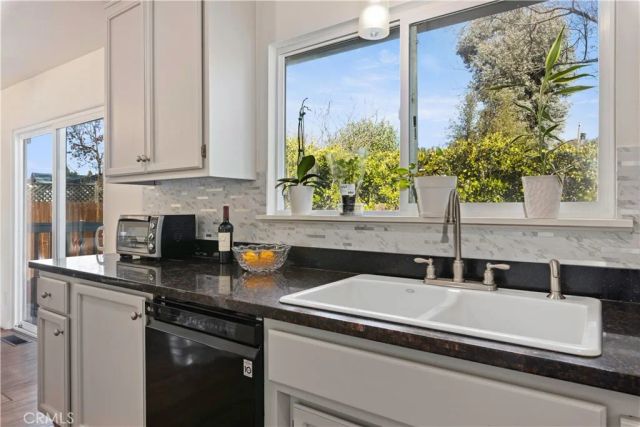 19894 Mountain Meadows South, Hidden Valley Lake, CA 95467