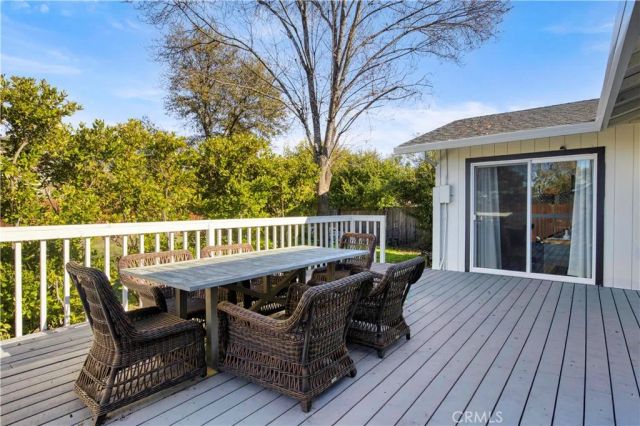 19894 Mountain Meadows South, Hidden Valley Lake, CA 95467