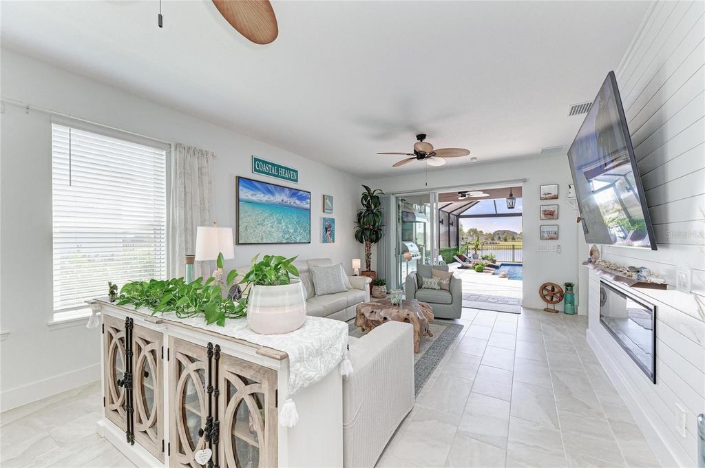 Image 18 of property listing at 4253 POND BROOK COURT, Bradenton, FL 34211