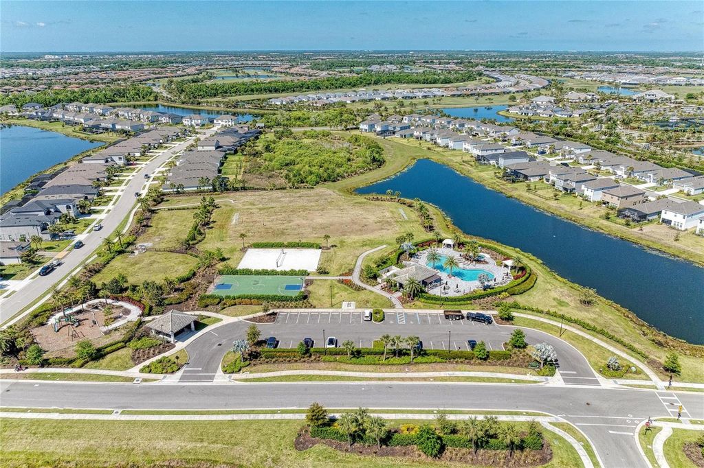 Image 73 of property listing at 4253 POND BROOK COURT, Bradenton, FL 34211
