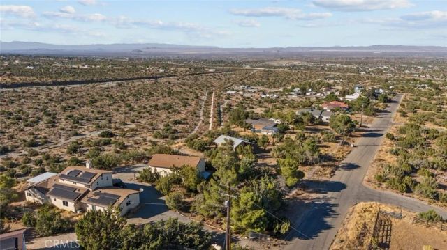 8676 Sky Line Drive, Pinon Hills, CA 92372