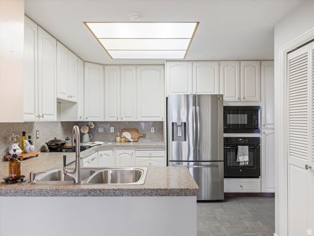 835 N GRANDRIDGE CT, Salt Lake City, UT 84103