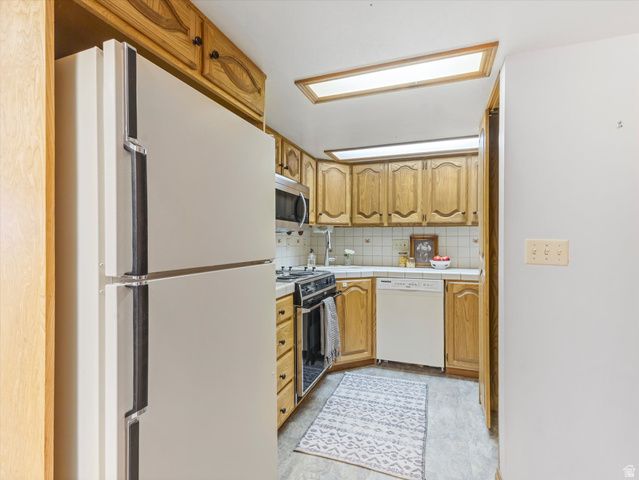 835 N GRANDRIDGE CT, Salt Lake City, UT 84103