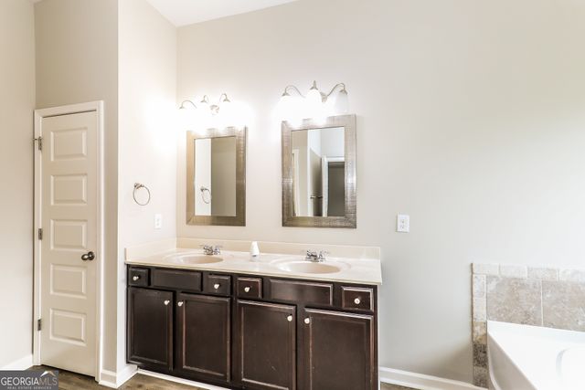 3993 Tyne Court, Atlanta, GA 30349