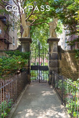 3335 81st St Apt 5A, New York City, NY 11372