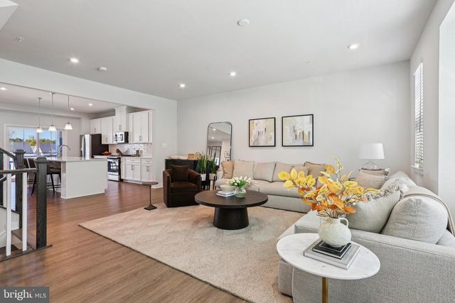 10837 BECKENHAM, Middle River, MD 21220