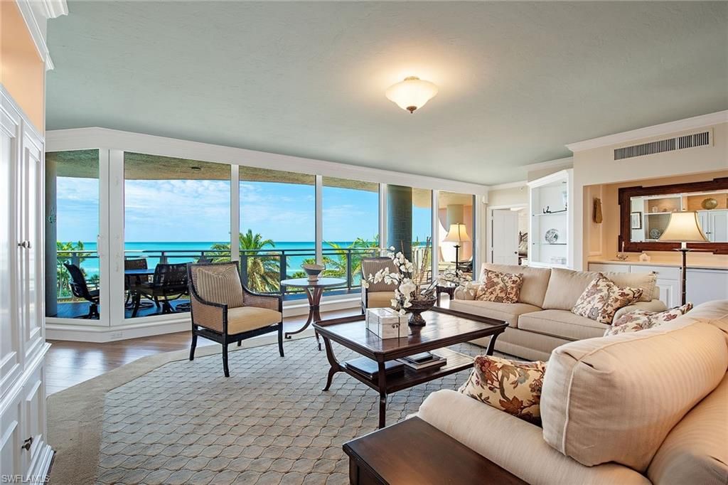 8231 Bay Colony DR # 403, Naples, FL 34108